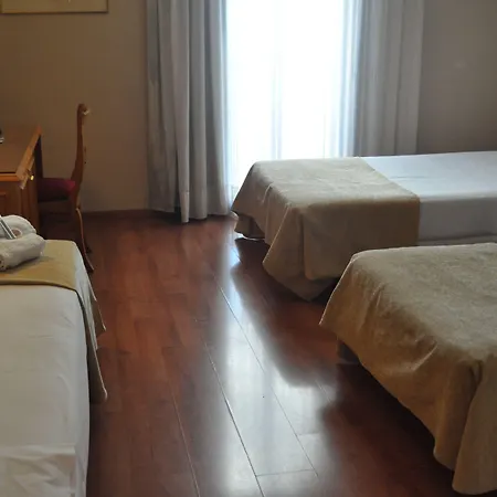 Hotel Oriente Atiram