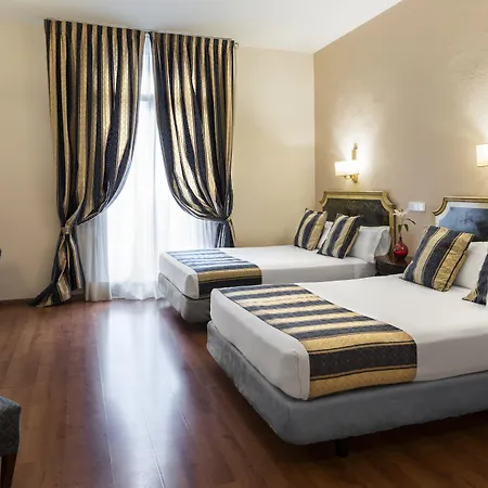 Oriente Atiram ホテル 3*