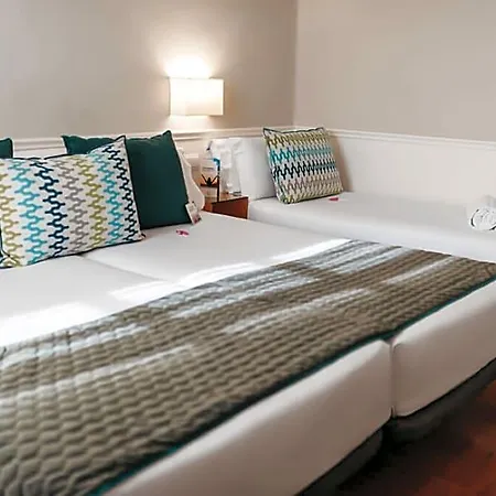 Oriente Atiram Hotel