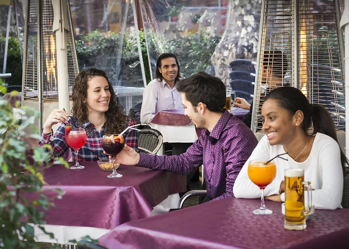 Hotel Oriente Atiram