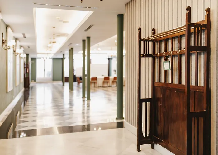 Oriente Atiram Hotel