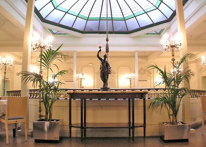 Hotel Oriente Atiram