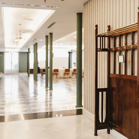 Oriente Atiram Hotel