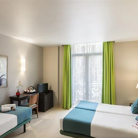 Oriente Atiram 3* Barcelone